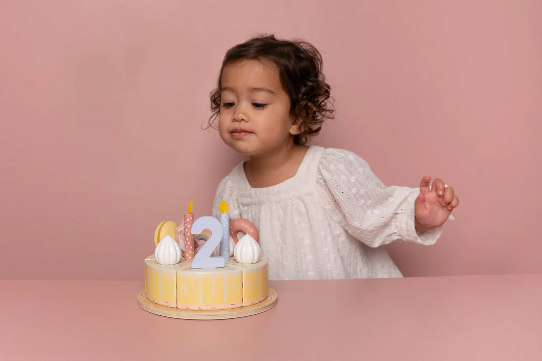 Little Dutch Wooden Pink Birthday Cake