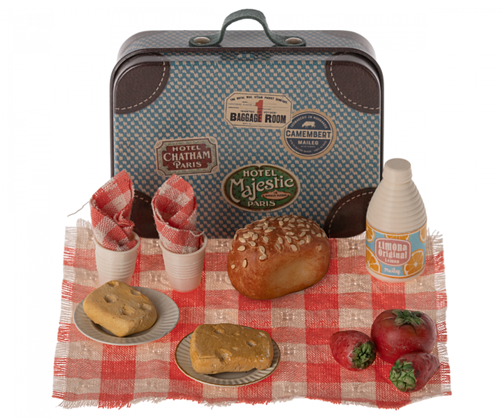 New Maileg Mouse Picnic Set