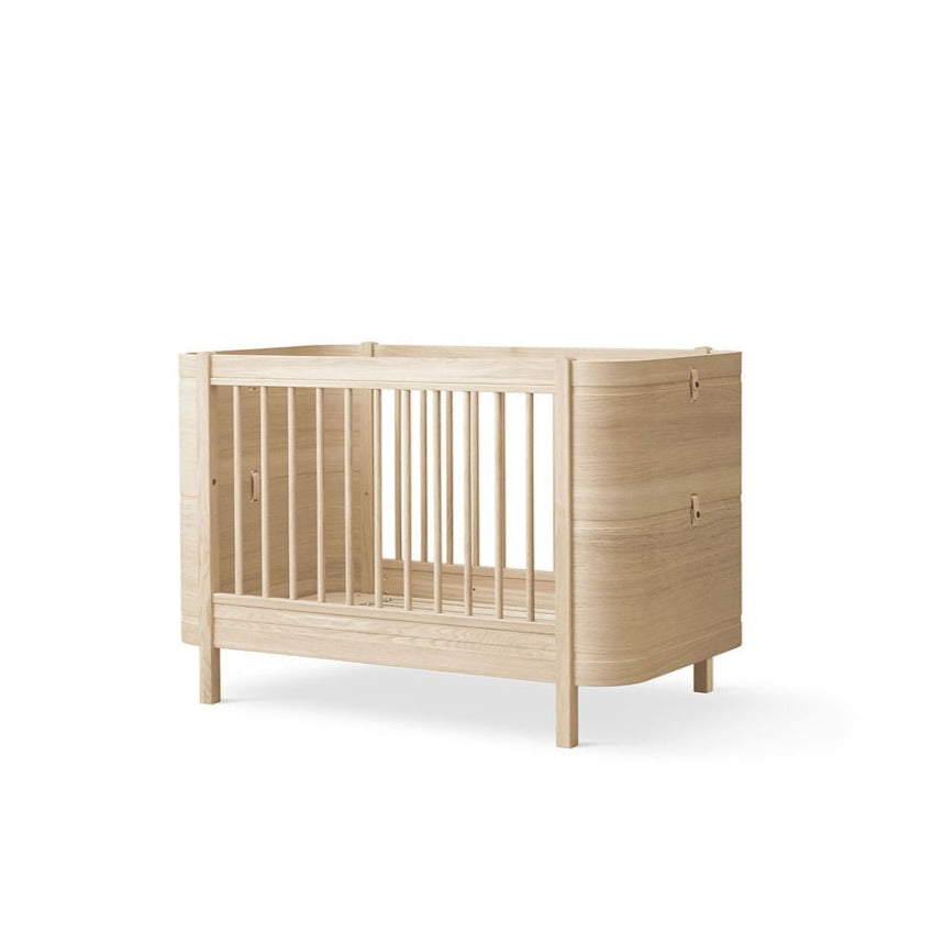 Wood Mini+ Cot Bed Excl. Junior Kit - Oak