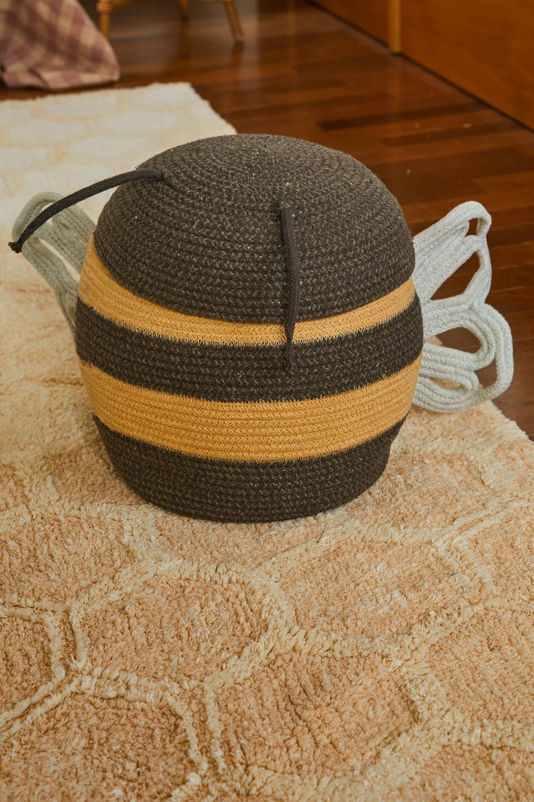 Lorena Canals Basket - Large Bee