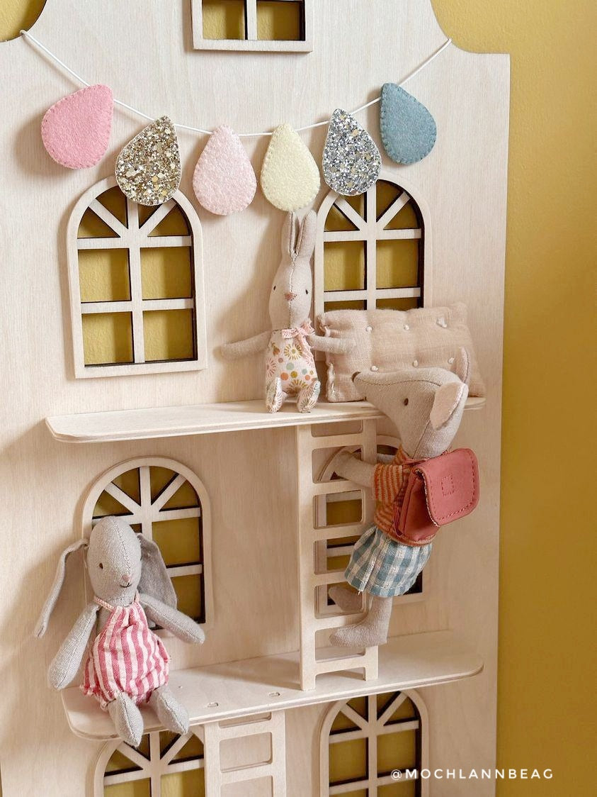 Luna Doll House Shelf