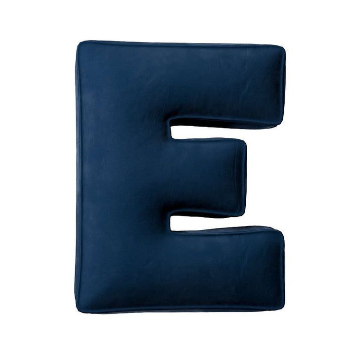 Coussin lettre en velours - E (différentes couleurs)