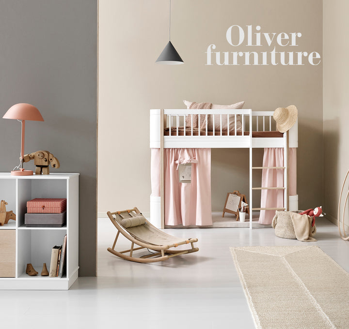 Oliver Furniture Mini+ Low Loft Bed - White/Oak