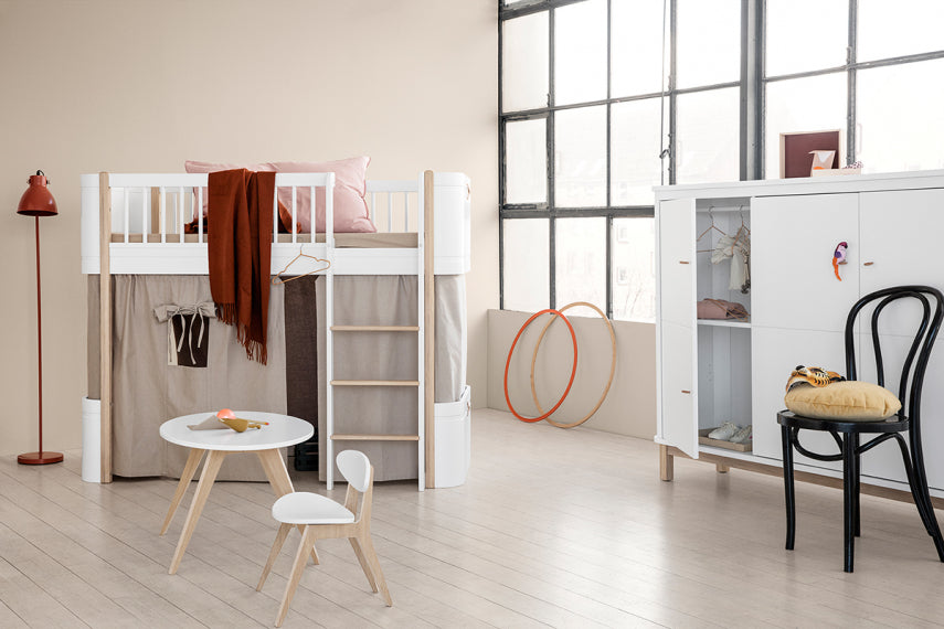 Oliver Furniture Mini+ Low Loft Bed - White/Oak