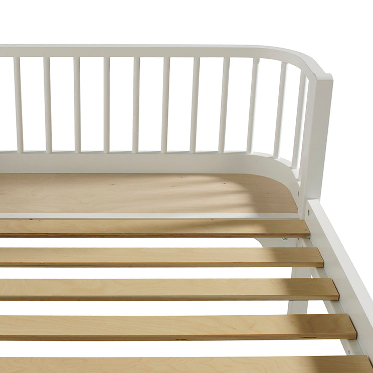 Oliver Furniture Wood Kids Single Bed - White