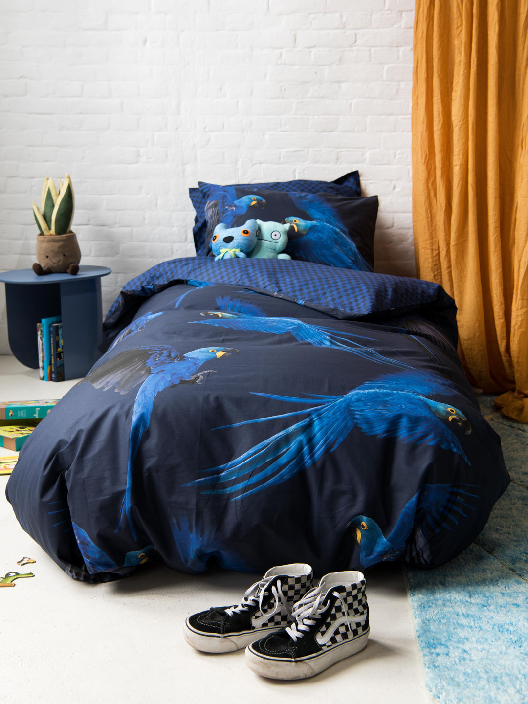 Snurk Blue Parrot Organic Bedding Set